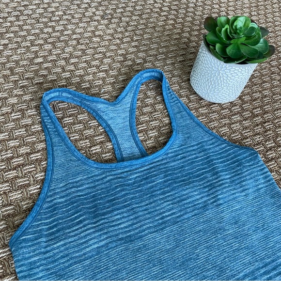 PATAGONIA Women's Blue Stretch Workout Running Tank Size Small - Picture 2 of 6